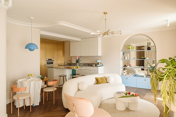 路易诗兰丨一见倾心 路易诗兰，肆意的法式浪漫气息高级感满满！